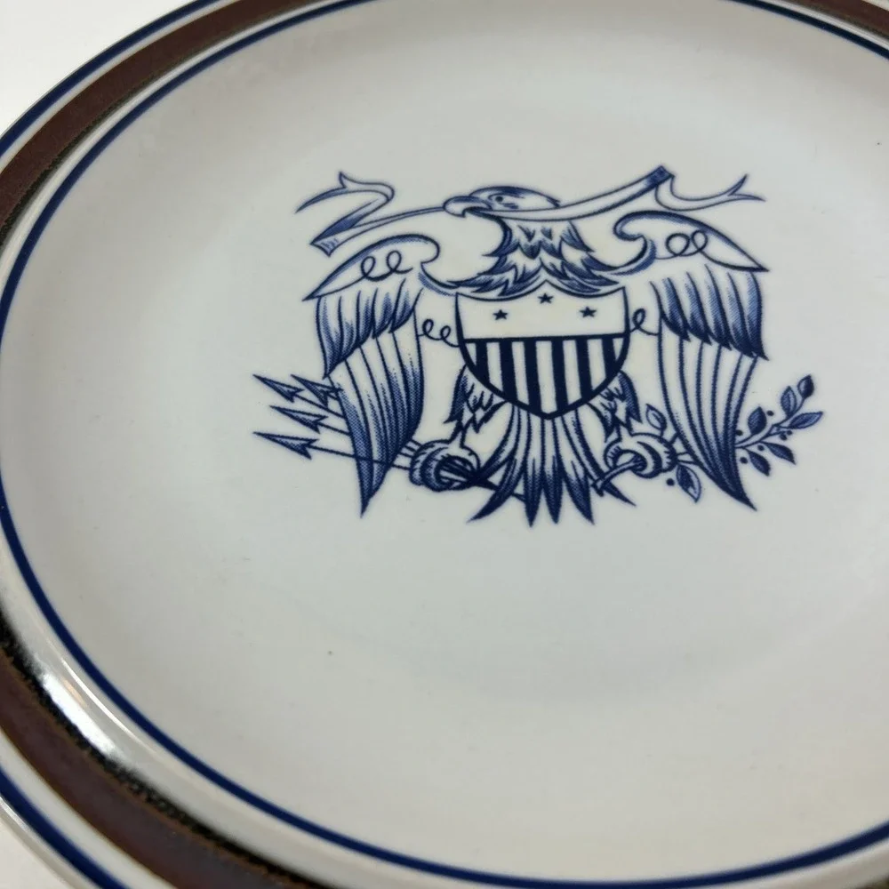 Vtg Salem Stoneware Georgetown‎ Eagle Shield Dinner Plate 10 Inch
